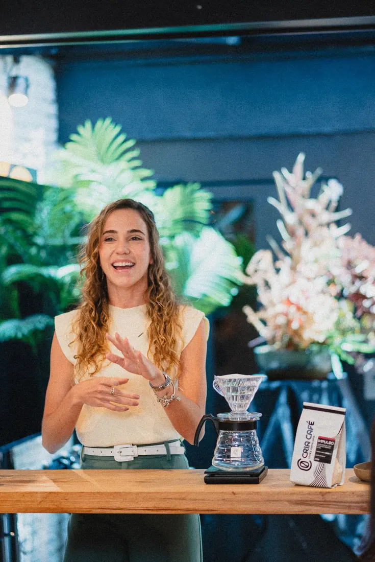 Tônica Café · a Larissa